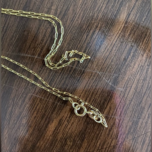 14k Gold paperclip style chain Necklace 1.6g, 20 in - Picture 7 of 9